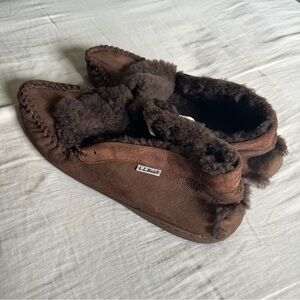 L.L. Bean Wicked Good Shearling Moccasin Dark Brown Fleece-Lined Slippers